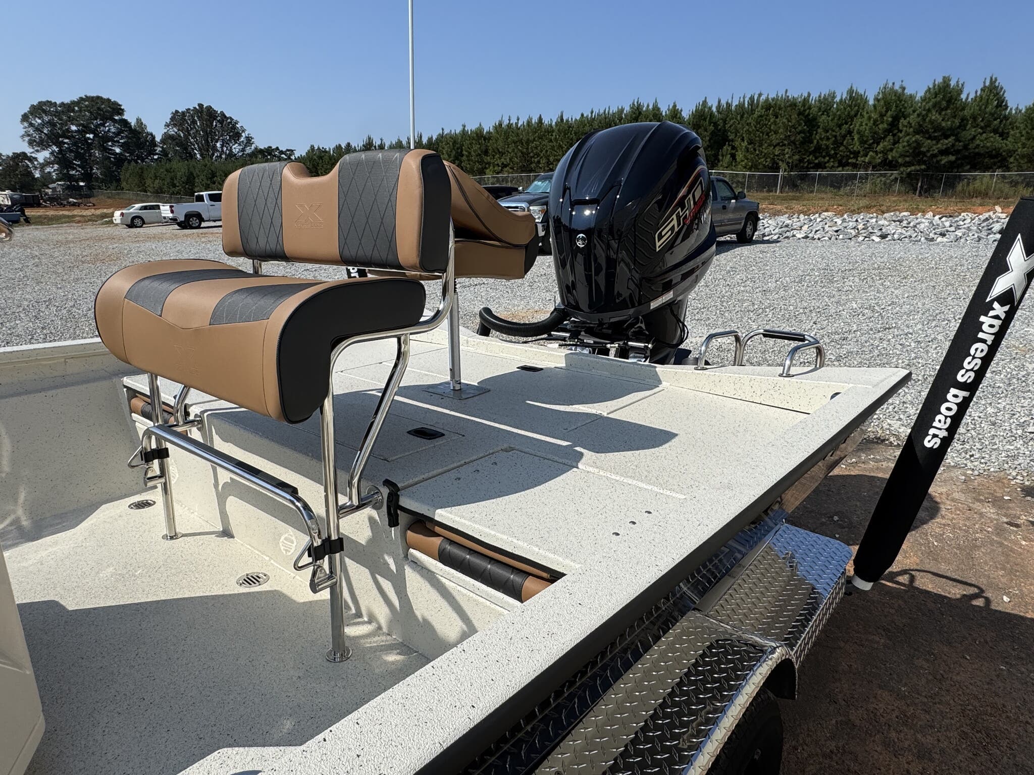 SWAN ページ S02 海外限定x4 New 2026 Xpress H22B Bay, 31907 Columbus - Boat Trader