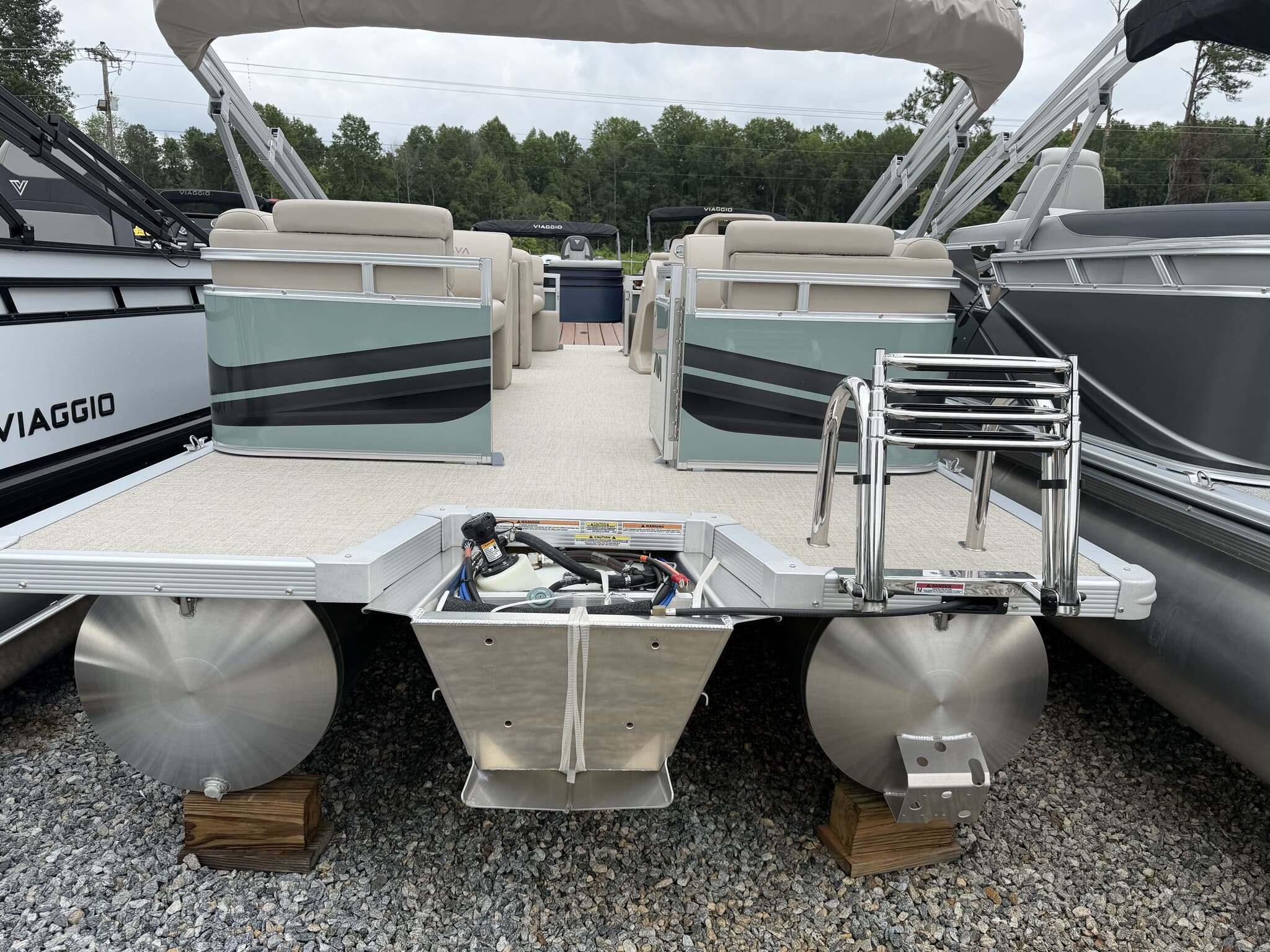 New 2026 Avalon VLS 21 QUAD LOUNGER-115HP, 31907 Columbus - Boat