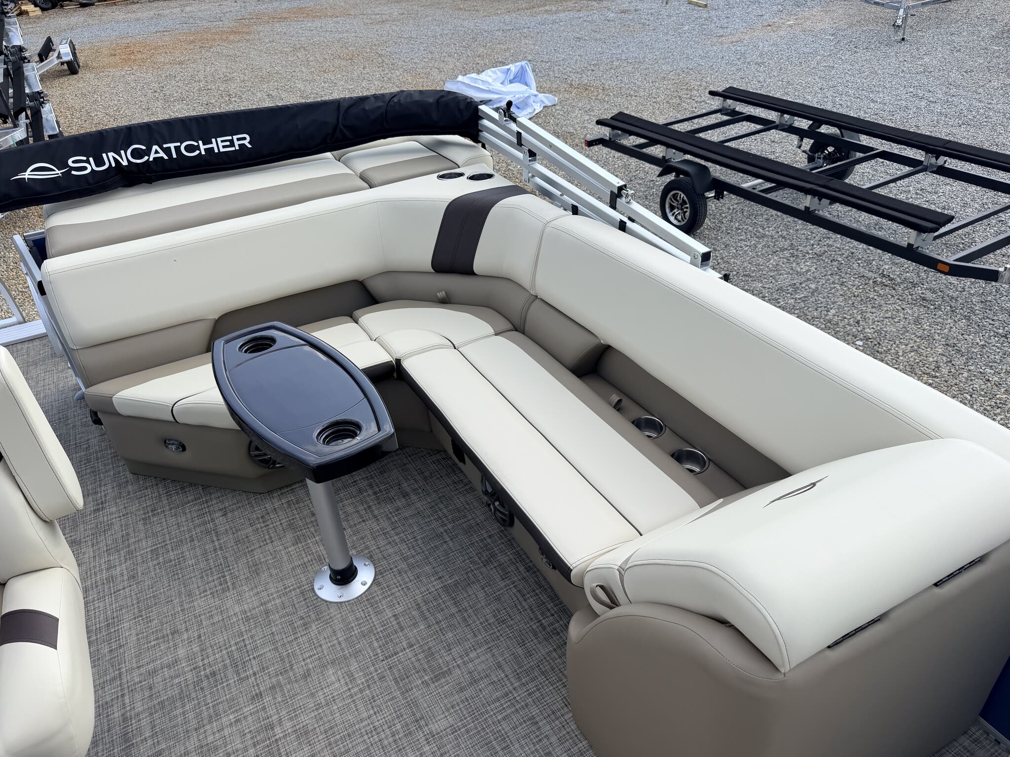 New 2026 SunCatcher Select Series 20C-90HP SHO YAMAHA, 31907