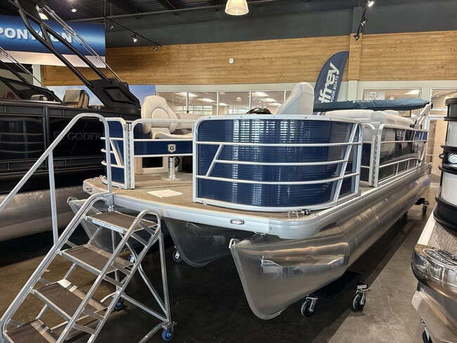 2023 Godfrey Sweetwater