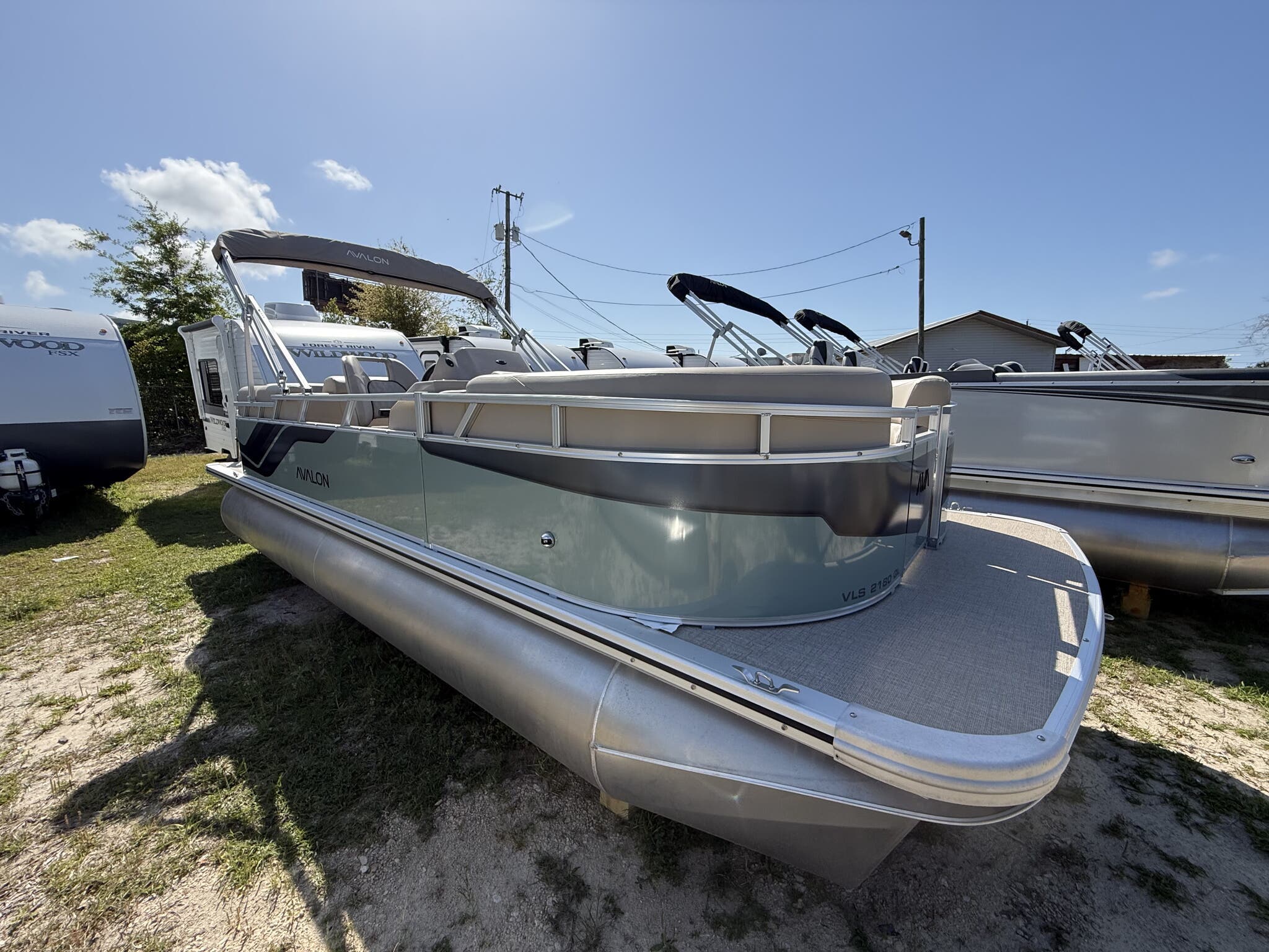 New 2026 Avalon VLS 21 QUAD LOUNGER 90HP, 36301 Dothan - Boat Trader