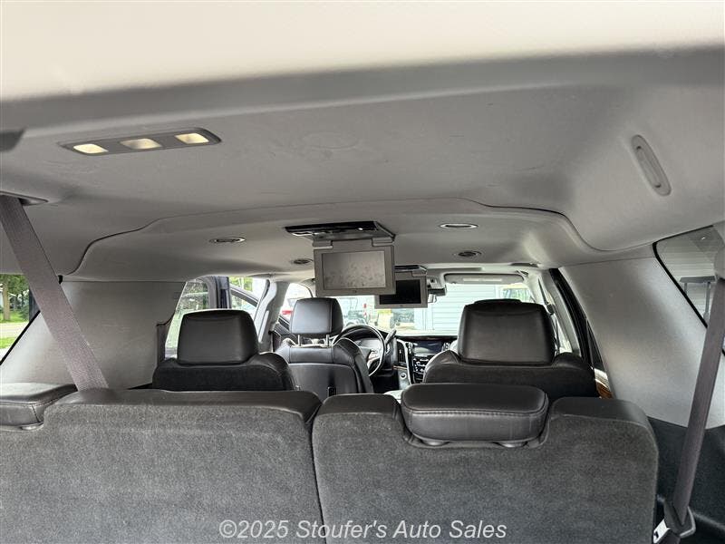 2017 Cadillac Escalade ESV Premium Luxury photo 23