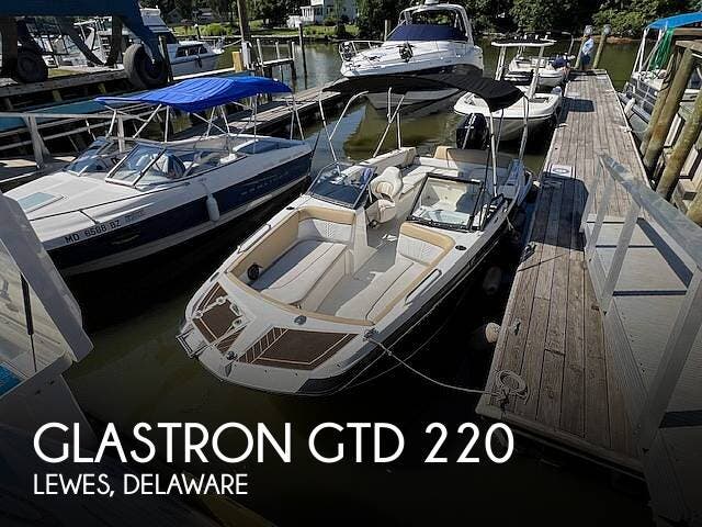 2022 Glastron GTD 220