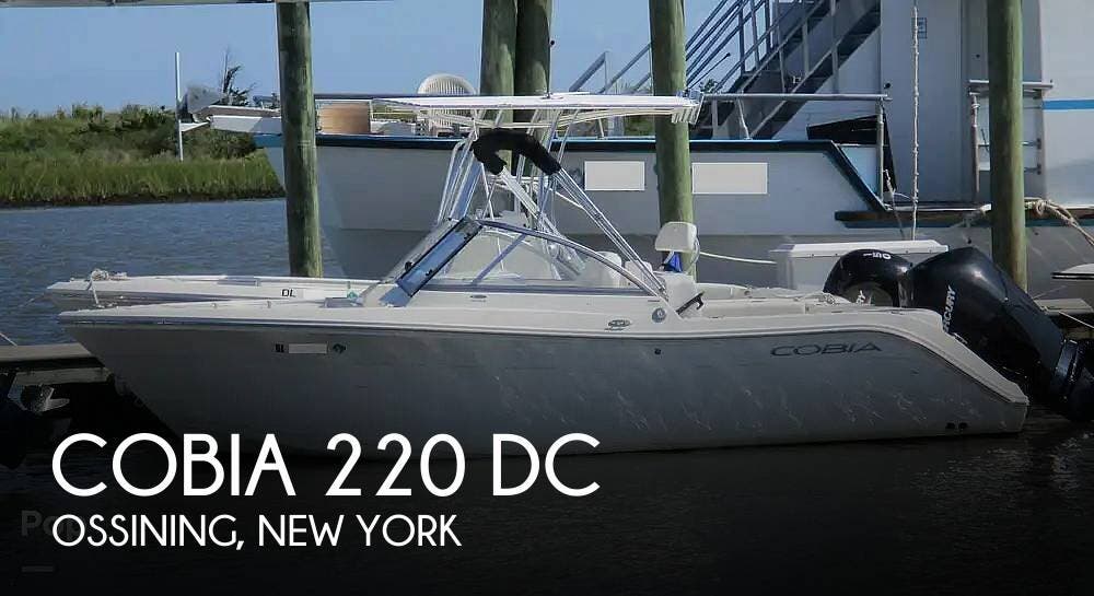 2021 Cobia 220 DC