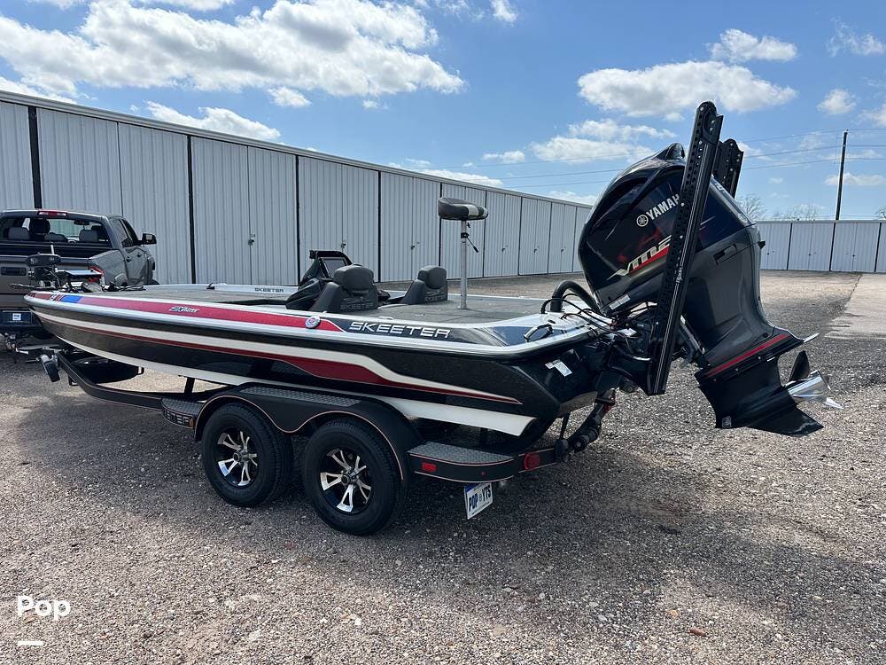 Bass Boat - 2018 Skeeter ZX 250 ZX250 | Motor & Keel