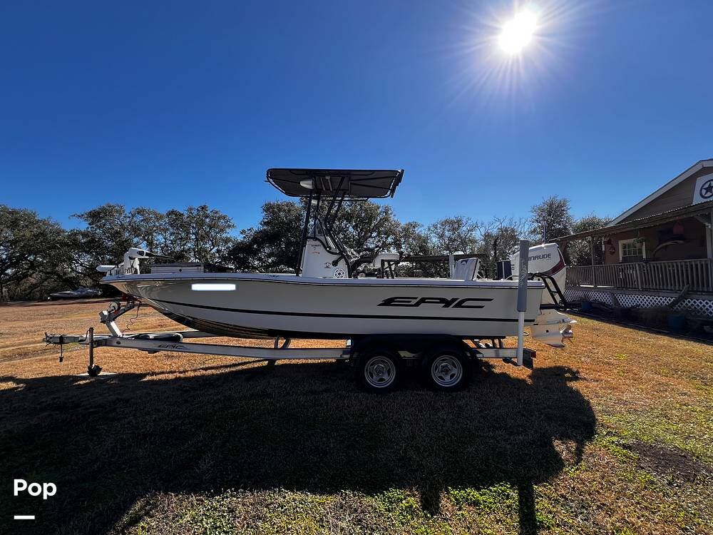 Email now about this Bay Boat - 2014 Epic 22SC! Slide #1