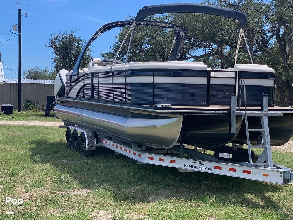Email now about this Pontoon - 2019 Bennington 30-RSR! Slide #2