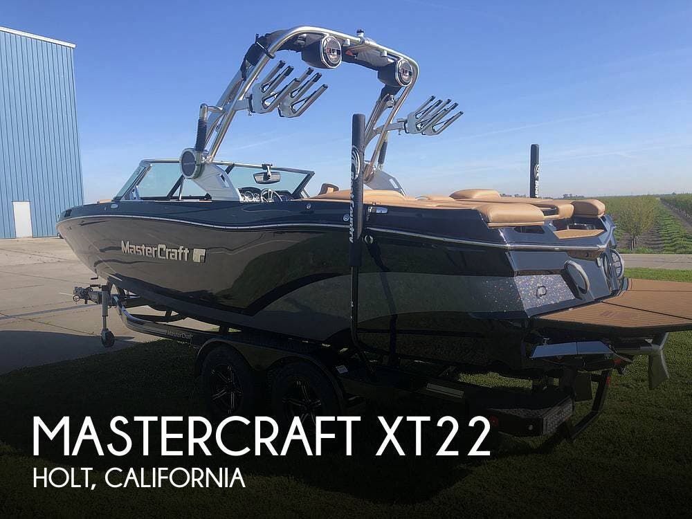 2021 MasterCraft XT22