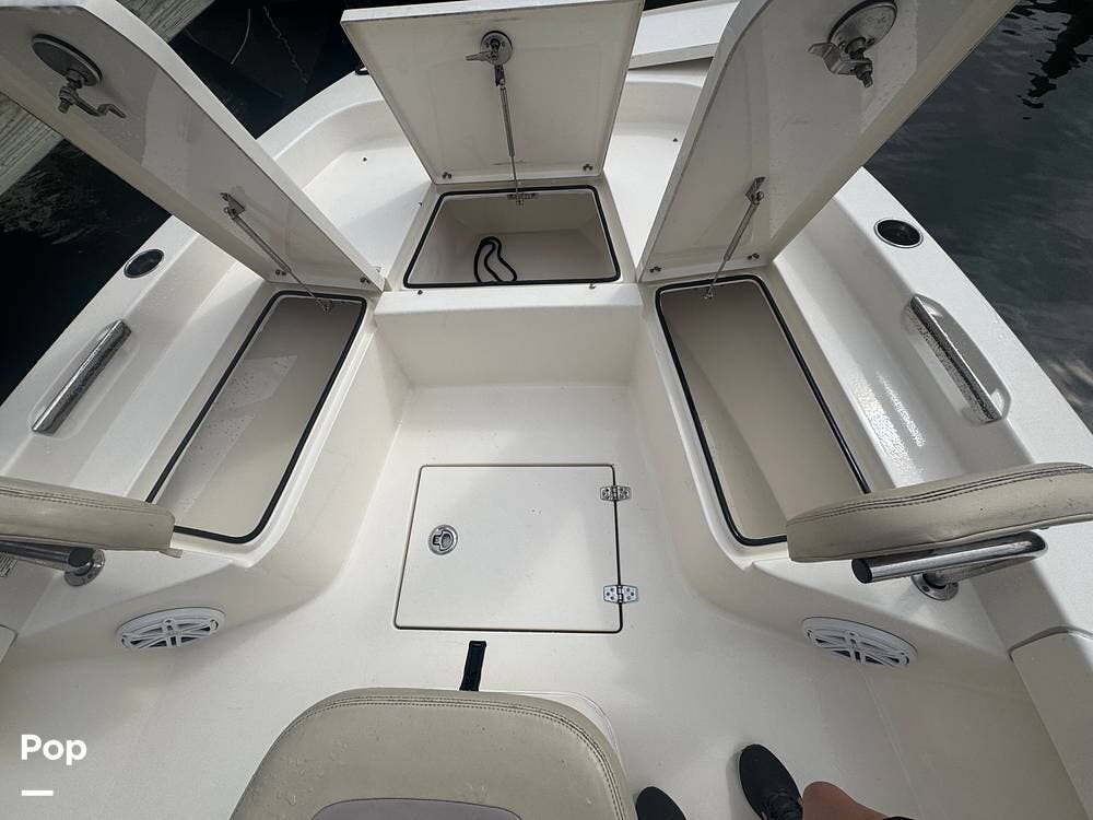 Email now about this Center Console - 2023 Pathfinder 2005 TRS! Slide #3