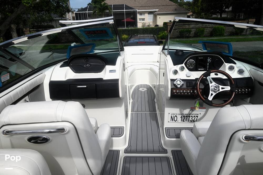 Email now about this Bowrider - 2009 Sea Ray SLX 270 50th Anniversary Edition! Slide #3