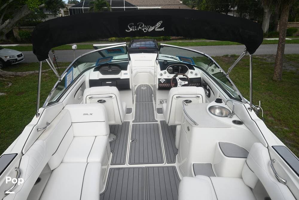 Email now about this Bowrider - 2009 Sea Ray SLX 270 50th Anniversary Edition! Slide #2