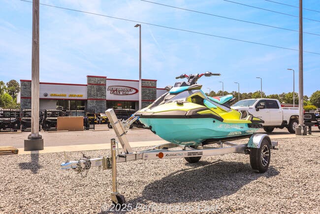 2025 Yamaha WaveRunner JetBlaster 