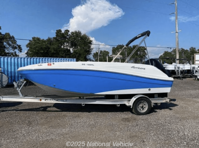 2020 Hurricane SunDeck 
