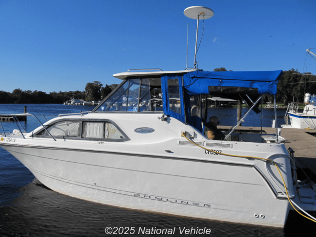 2001 Bayliner  2452 Ciera Express XE