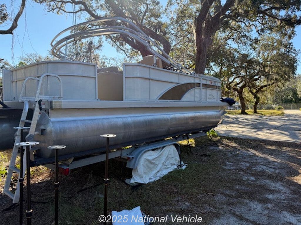 2018 Bennington 22 SSLX