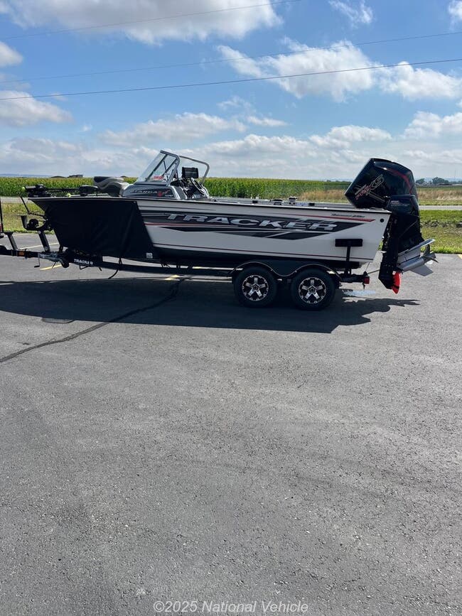 2019 Miscellaneous  Tracker Targa V-19 WT Tournament Edition 