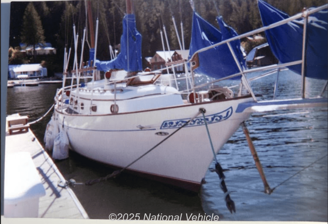 1976 Cheoy Lee  Clipper 33