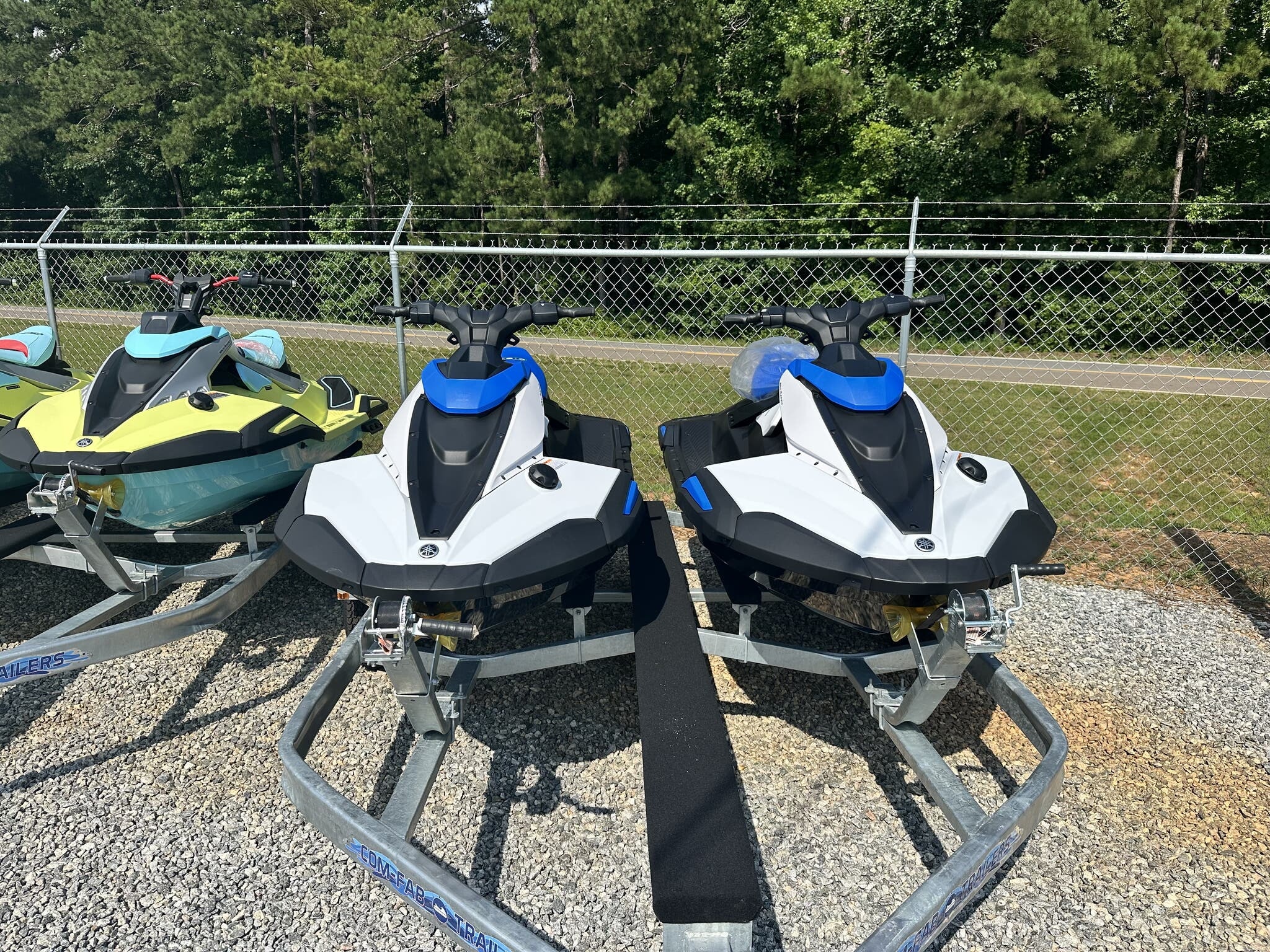 Email now about this PWC - 2025 Yamaha WaveRunner JetBlaster Base! Slide #3