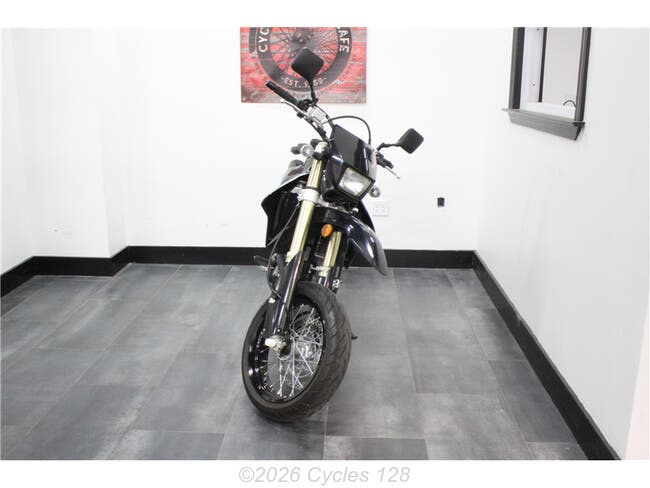 2022 Suzuki DR-Z 400SM