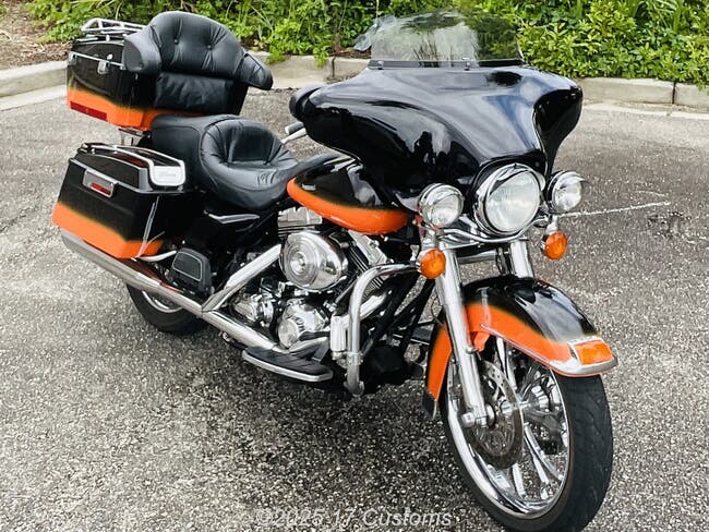Pre-Owned 2000 Harley-Davidson Electra Glide available in Little River, South Carolina