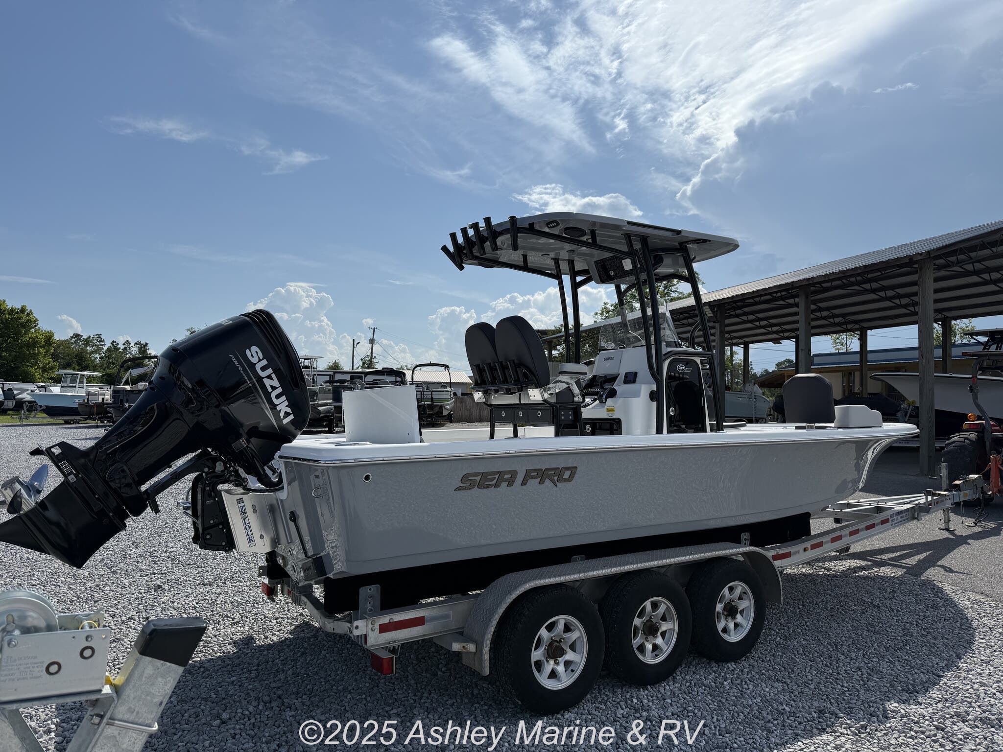 2026 Sea Pro 250 Bay WITH ZIP WAKE TABS
