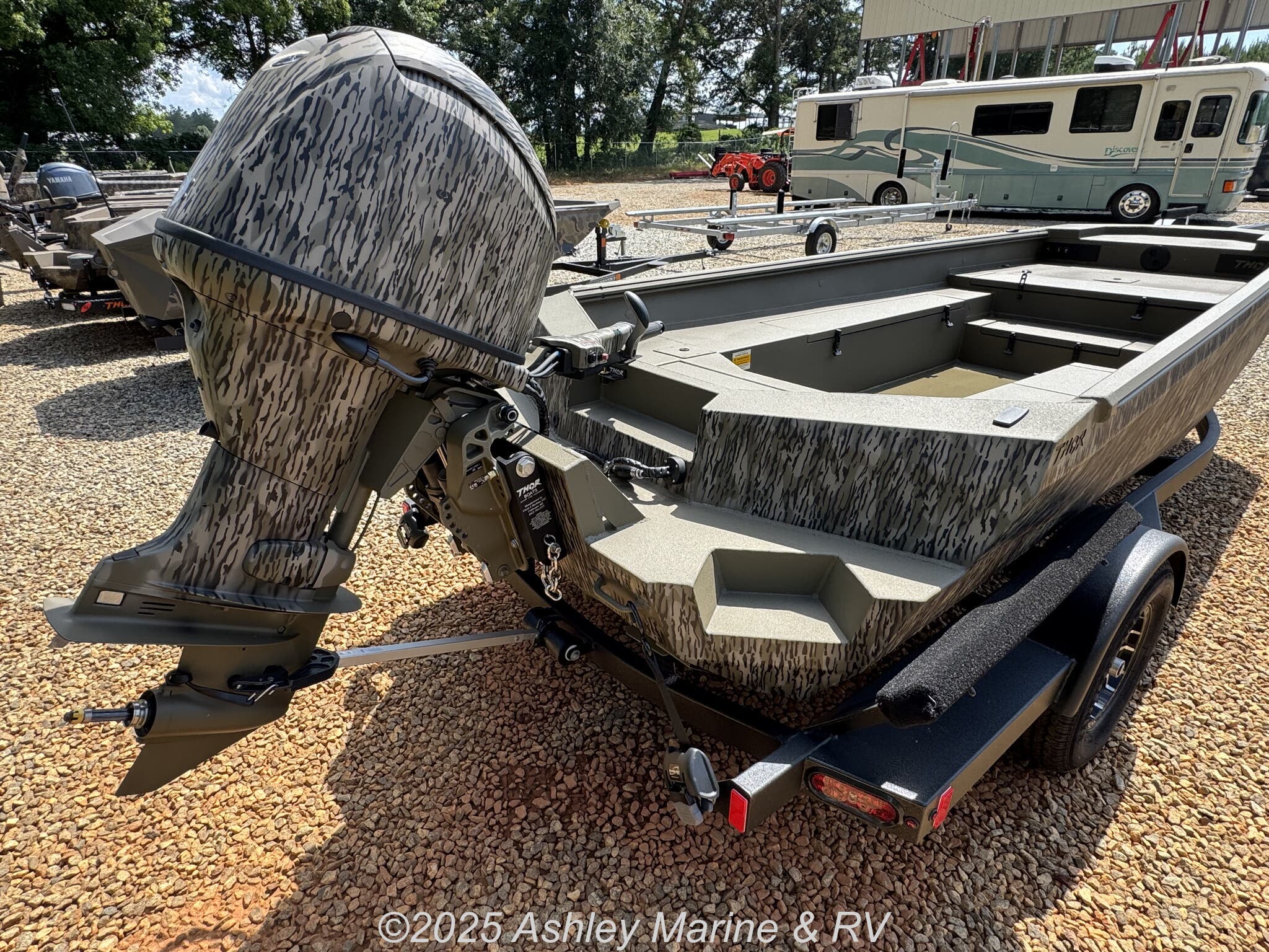 Email now about this Duck Boat - 2026 Thor Lake Hammer 1754 TIMBER HAMMER 1754! Slide #3