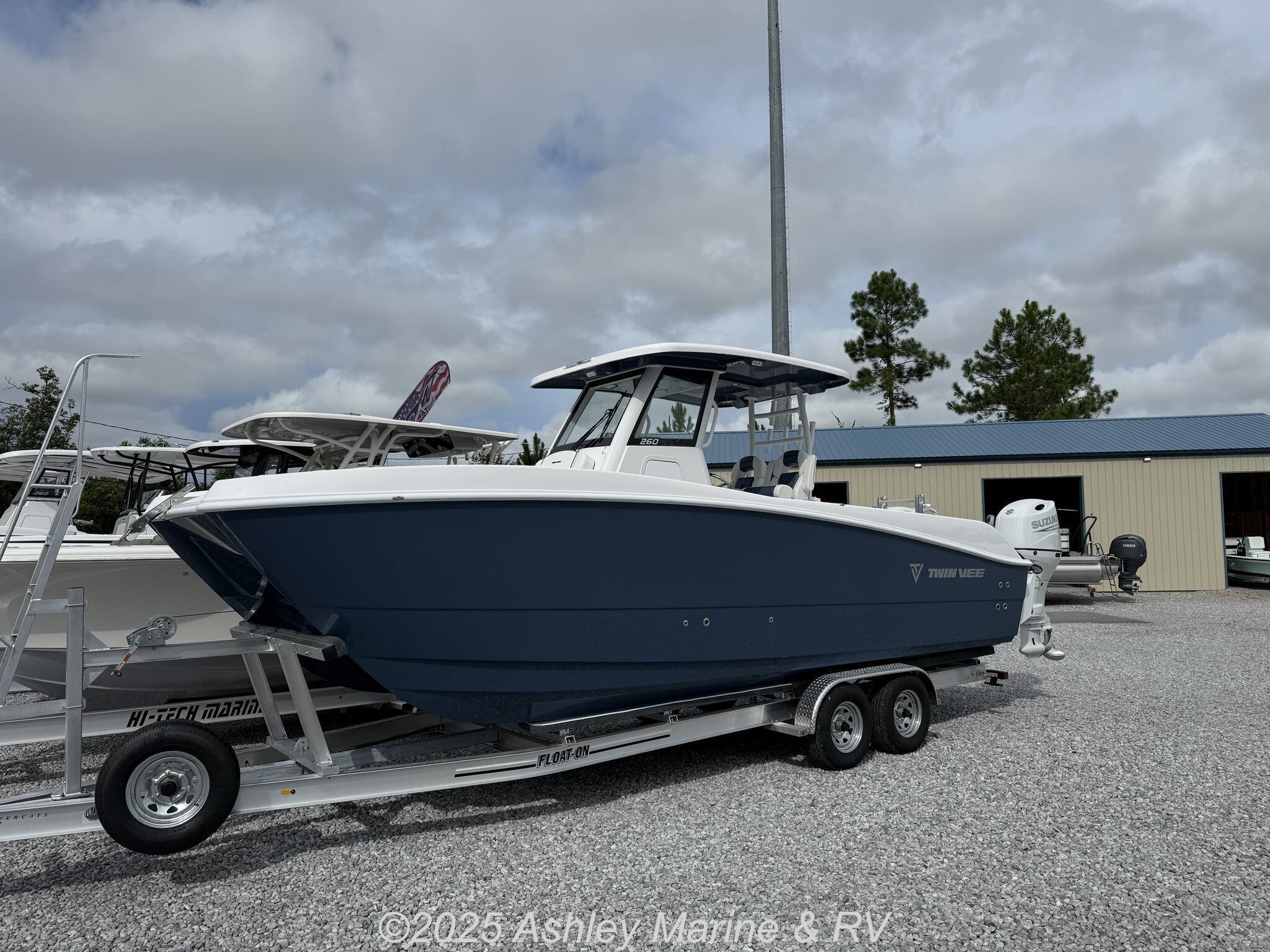 2026 Twin Vee GFX2 260 GFX2