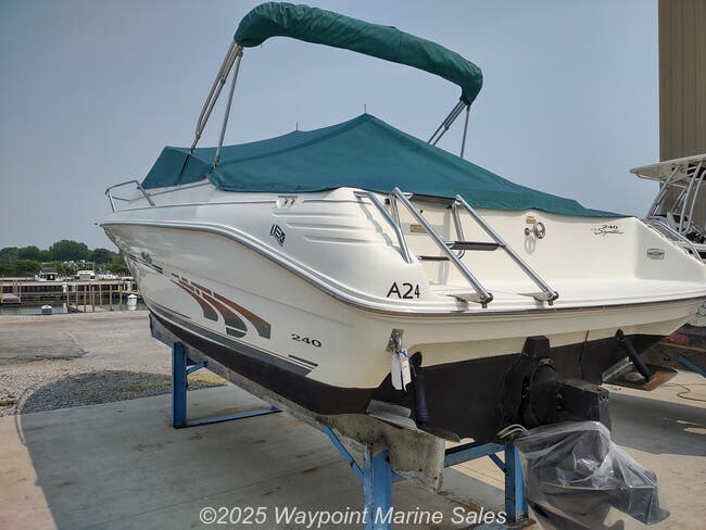 1997 Sea Ray  240 SIGNATURE