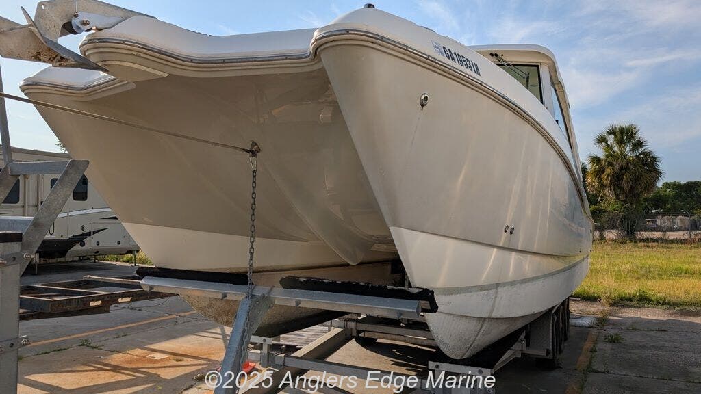 Email now about this Power Catamaran - 2016 World Cat 320 DC! Slide #2