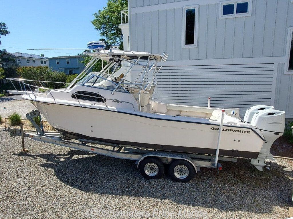 2004 Grady-White Islander 270