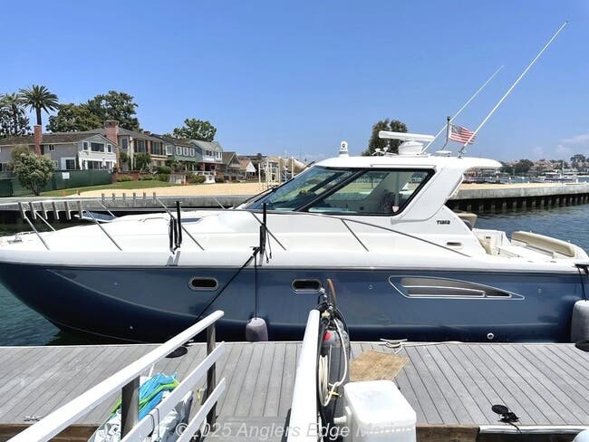 2004 Tiara Yachts 3600 Sovran