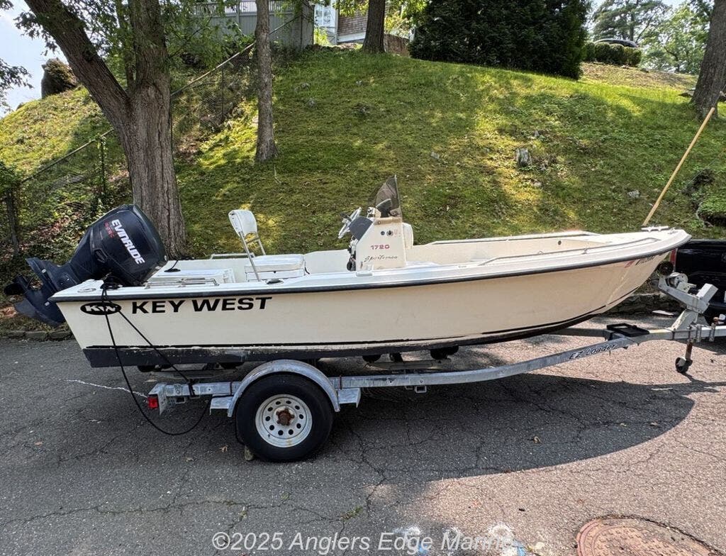 1995 Key West 1720 Sportsman
