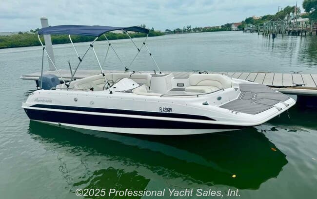 2010 Hurricane SunDeck Sport 201 OB 