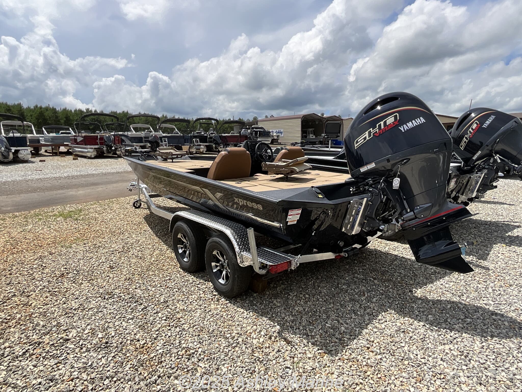 Email now about this Bass Boat - 2026 Xpress Hyper-Lift Crappie Series H20 CRAPPIE! Slide #1