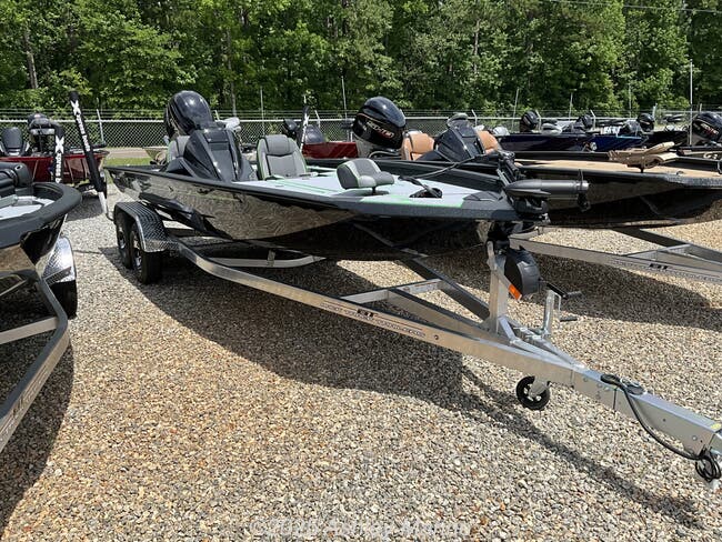 2026 Xpress Hyper-Lift Bass Series    H20 