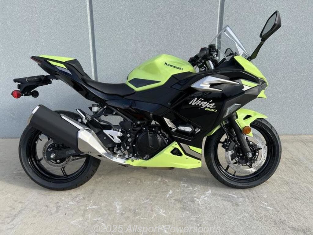 Sport Motorcycle For Sale - 2025 Kawasaki Ninja® ZX™-6R ABS | Rev