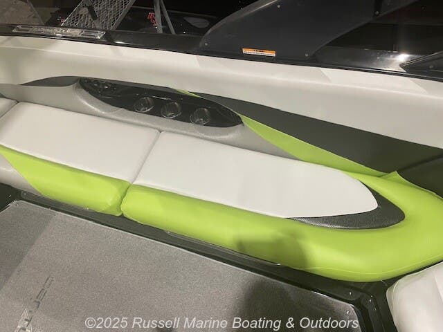 Email now about this Ski & Wakeboard - 2014 Centurion SV-244! Slide #4