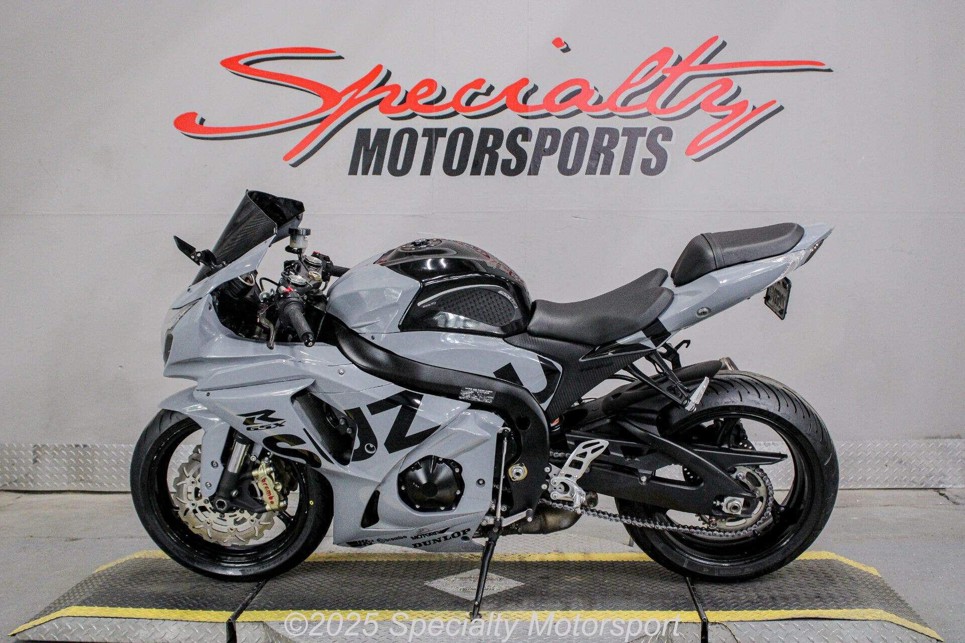 Sport Motorcycle For Sale - 2014 Suzuki GSX-R1000™ | Rev & Roam