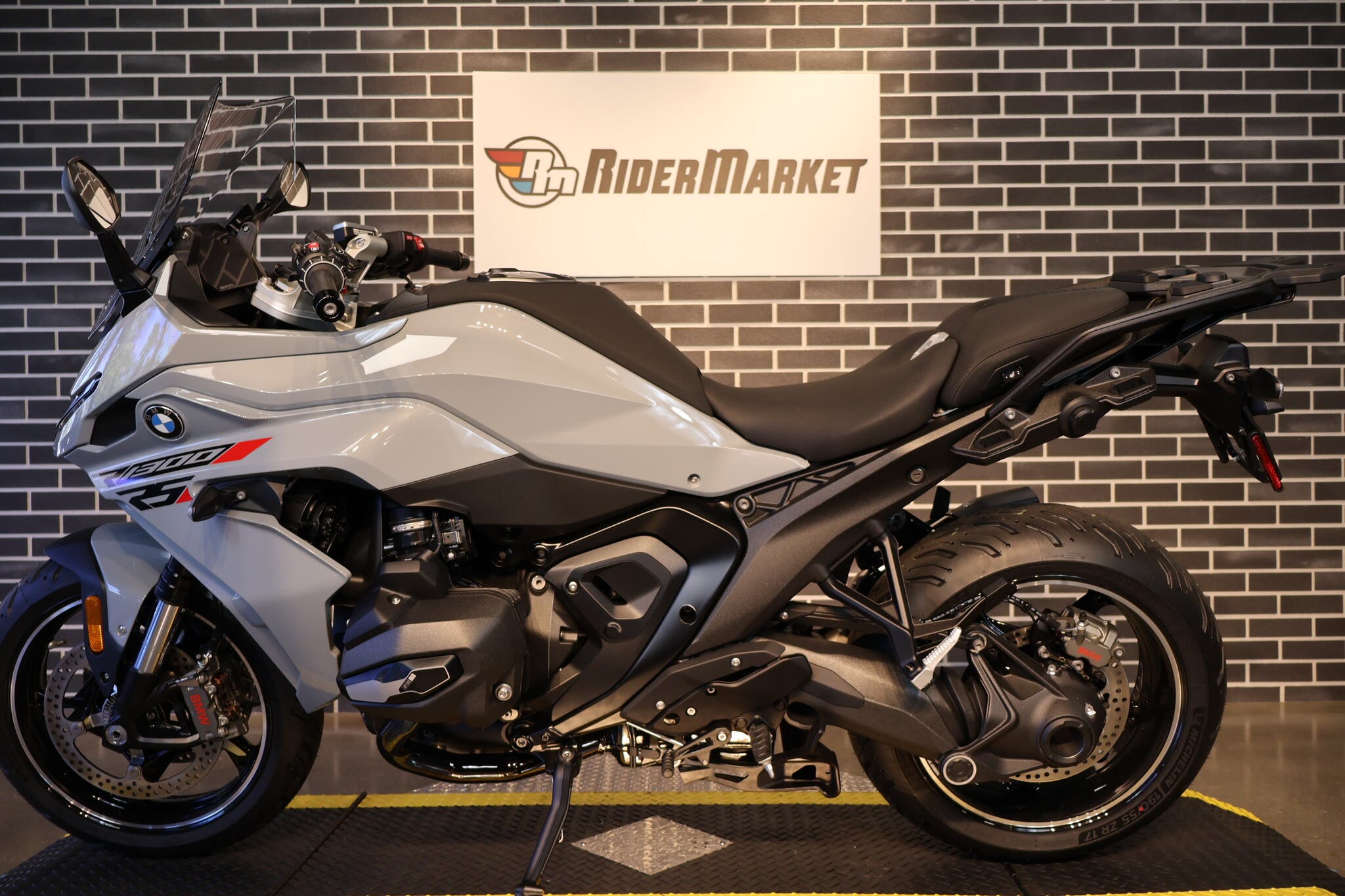 2026 BMW R 1300 RS Motorcycle